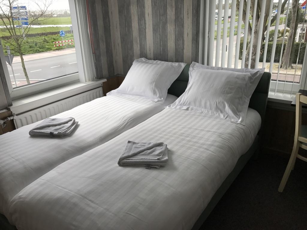 Budget Hotel De Witte Hoeck Amsterdam Wormerveer Exterior photo
