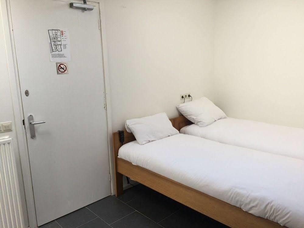 Budget Hotel De Witte Hoeck Amsterdam Wormerveer Exterior photo